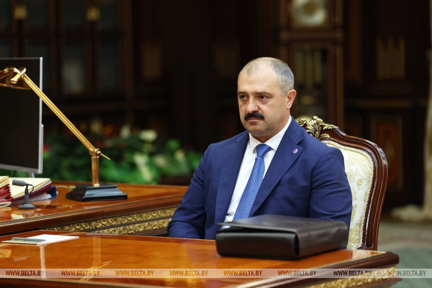 Международные задачи и спорт. Лукашенко принял с докладом президента НОК Международные задачи и спорт. Лукашенко принял с докладом президента НОК