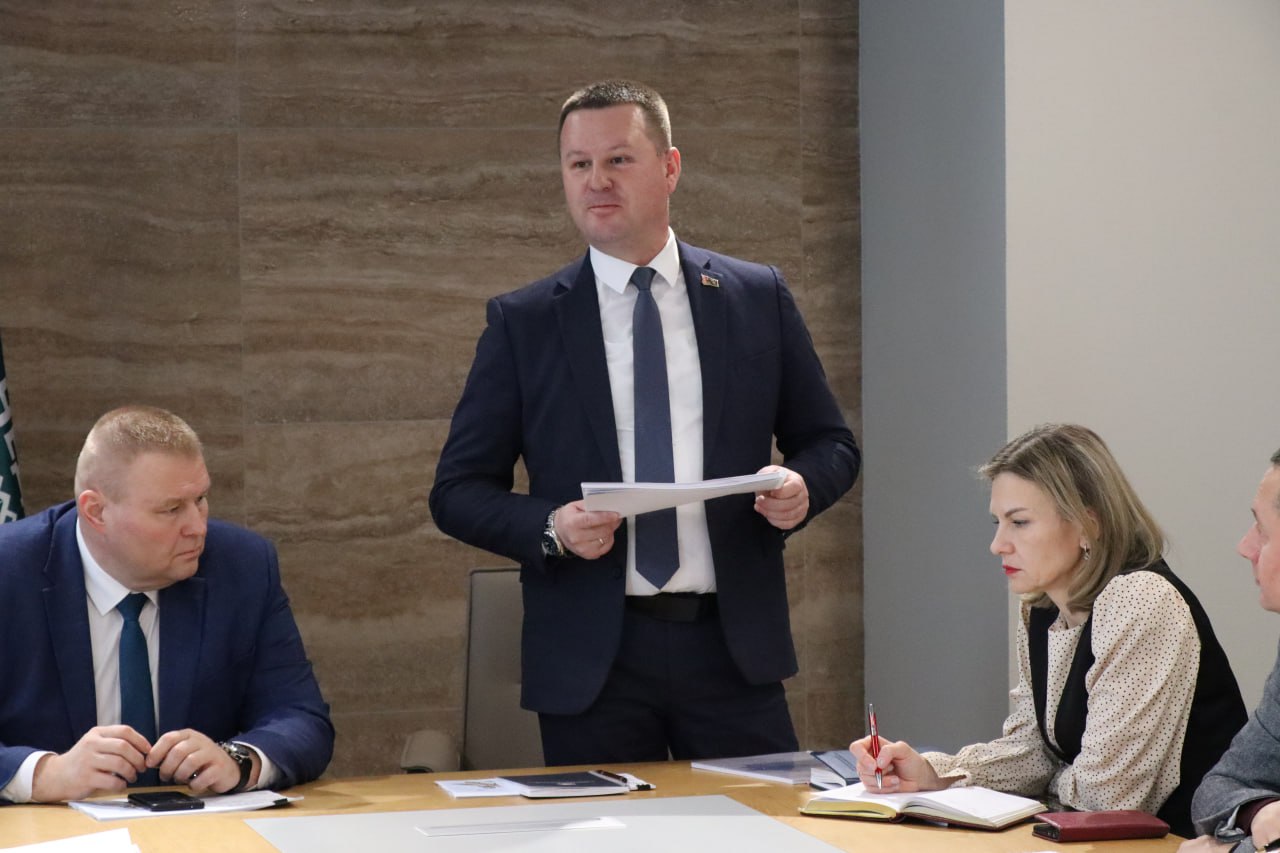 Диалог о будущем: делегаты Всебелорусского народного собрания встречаются с трудовыми коллективами Любанщины