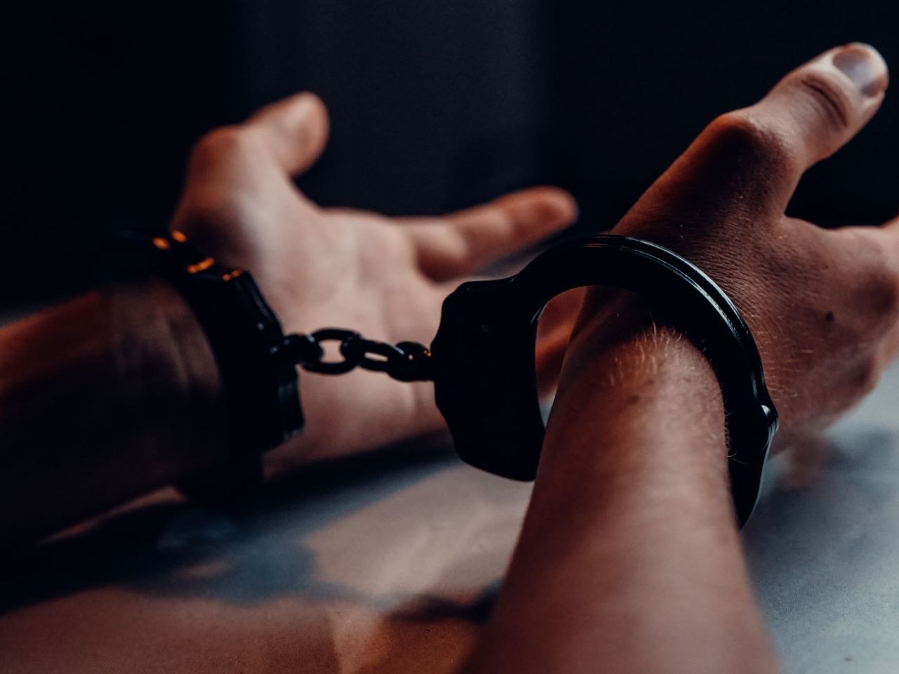 Семья подпольно продавала взрывчатку и готовила покушение на убийство 42 человек