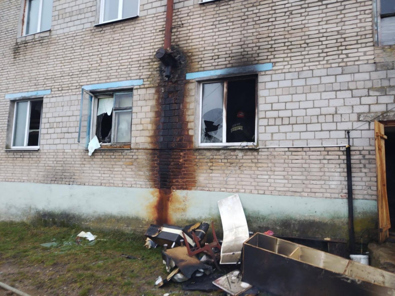На пожаре в Осовце пострадала женщина и погиб ее сожитель