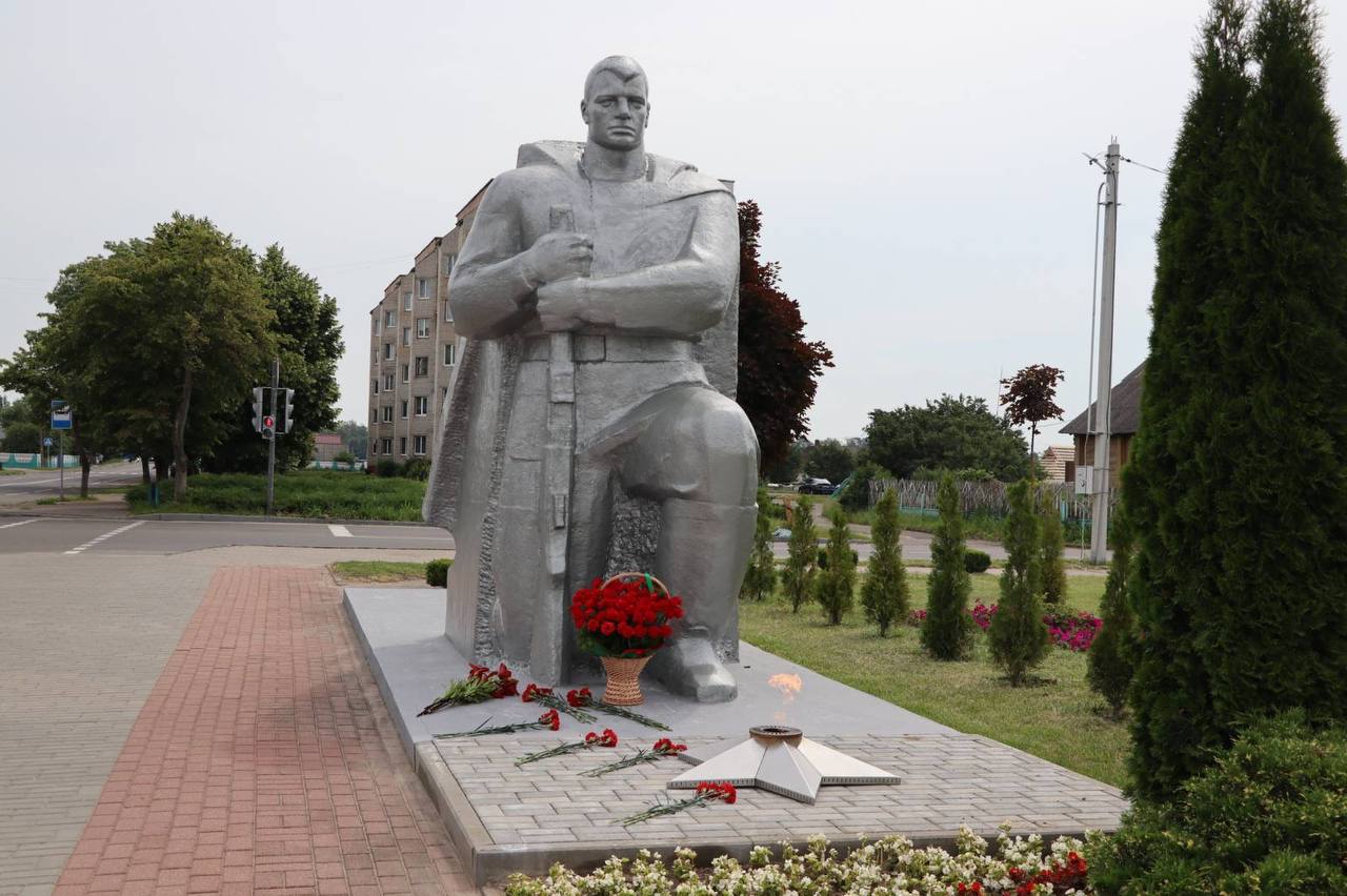 В Любани почтили память жертв Великой Отечественной войны