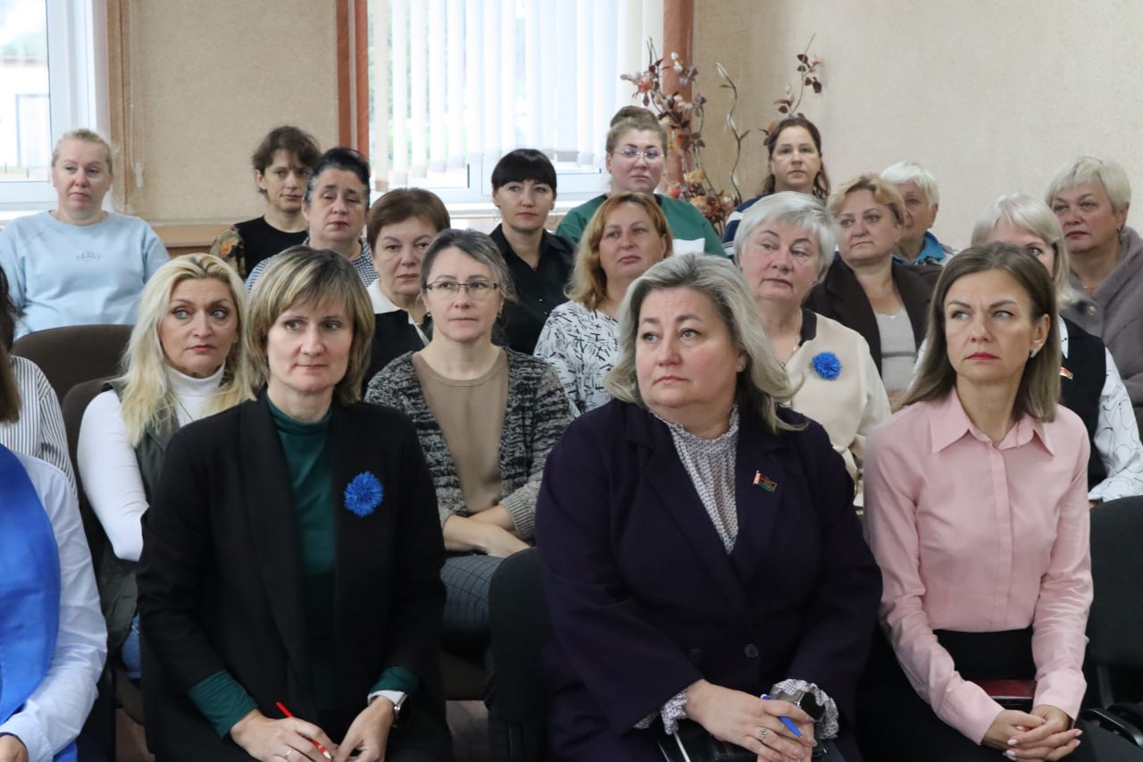 Отчётно-выборная конференция районного объединения «Белорусский союз женщин» прошла в Любани. Избран новый лидер общественной организации.