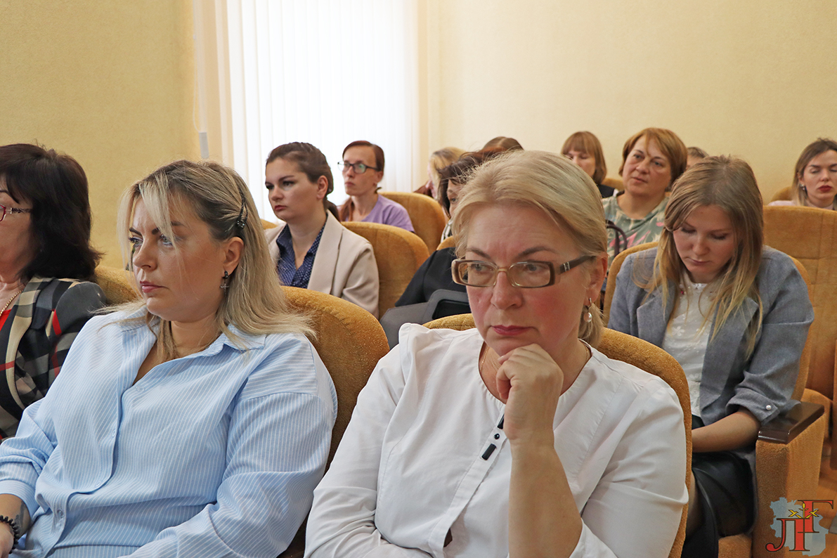 Акцэнт на важныя пытанні. Напярэдадні адзінага дня інфармавання насельніцтва ў Любанскім райвыканкаме прайшла інструкцыйна-метадычная нарада