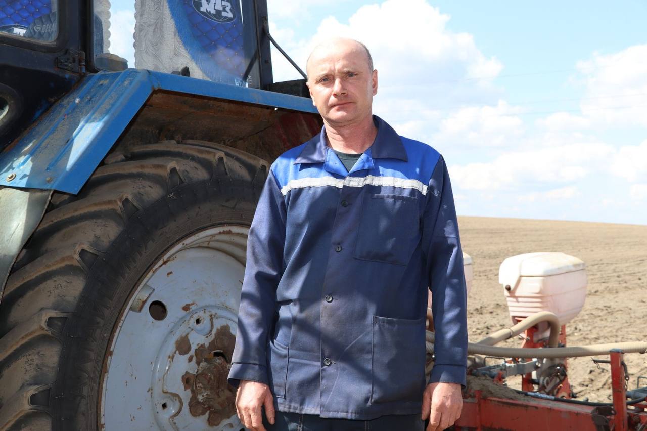 На Любанщине аграрии завершают сев свеклы и приступили к кукурузе