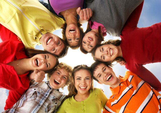 Ко Дню молодежи и студенчества Белстат опубликовал свежий аналитический обзор